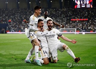 레알, '마드리드 더비'서 5-3 대역전승…슈퍼컵 결승 진출