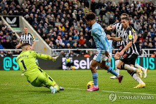 '보브 종료 직전 골' 맨시티, 뉴캐슬에 3-2 역전승…2위 탈환