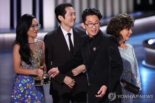 [속보] '성난 사람들' 美 에미상 작품상 수상…5관왕 싹쓸이