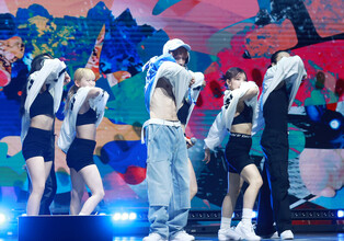 Photos from Media showcase of Hui's 'WHU IS ME : Complex'