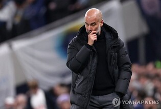 지휘봉 놓는 클롭…시원섭섭 과르디올라 "잠 더 잘 수 있겠군"