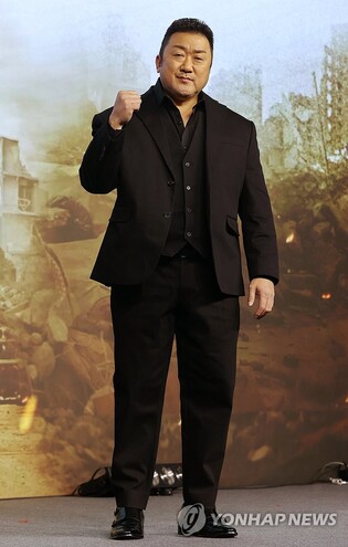 마동석표 액션 통했다…'황야' 넷플릭스 비영어권 영화 1위