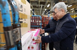 [동정] 조해근 우정사업본부장, 설 우편물 비상근무 현장 점검