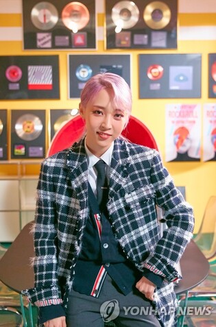 Mamamoo's Moonbyul to release 1st solo LP