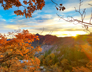 [Yonhap Imagine] Slow Walk along the Majestic Seoraksan Dinosaur Ridge