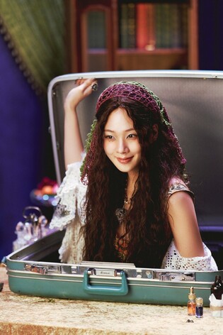 '어둠의 아이유' 비비, 진짜 아이유도 제친 돌풍 비결은