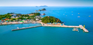 [Yonhap Imagine] Beautiful Island Like a Chrysanthemum, "Gukhwado": A Winter Travel On Foot