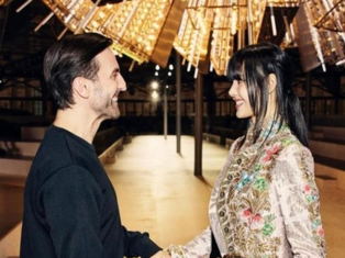 K-pop stars take center stage at Paris Fashion Week