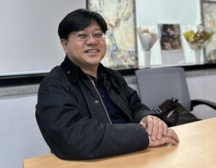 12년 만에 신작 낸 장윤현 감독 "'접속' 때 신인으로 돌아간 듯"