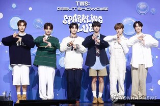 TWS sells 400 thousand copies of their debut album