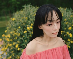 Jaurim's vocalist Kim Yuna drops new solo album