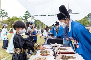 K-Royal Palace Culture Festival Hails Children, Adults to Grand Ancestral Rite of Joseon Dynasty