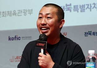 '새벽의 모든' 미야케 쇼 감독 "고통 겪는 모든 사람 이야기"