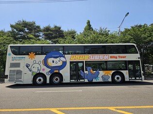 푸른 바다 사천을 누빈다…시티투어 2층 버스 본격 운영