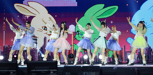 NewJeans Adorns Gyeongbokgung with 4 Colors for 'Korea On Stage'