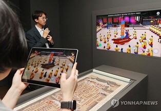 '디지털 타임머신' 타고 떠난 시간여행…8일간의 축제를 만나다(종합)