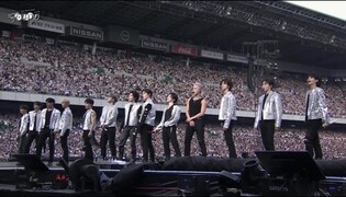 Seventeen's 9th Anniversary at Nissan Stadium: 140,000 Fans Cheer Over Two Days