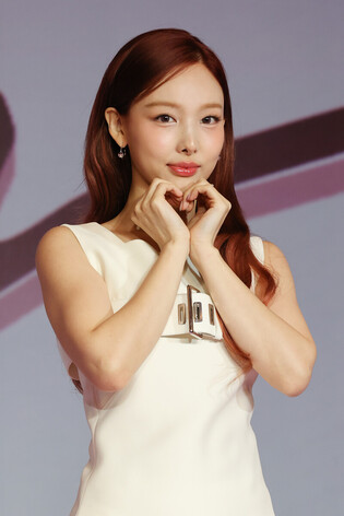 Photos from media showcase of 'NAYEON'