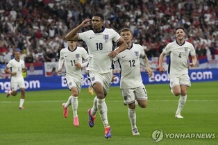 잉글랜드, 유로 첫 경기서 세르비아에 1-0 신승…벨링엄 결승골