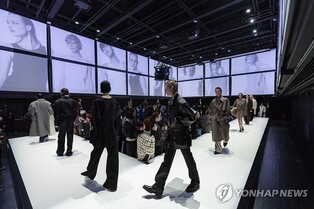 한섬, '파리 패션위크' 12회 연속 참가…"유럽시장 공략 가속"