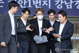 김호중 소속사 "매니지먼트업 철수하며 사명변경…다른뜻 없어"