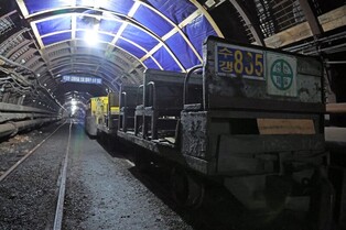 [태백 탄광 폐광] ① "오래전부터 예견했지만…삶의 희망 캘 수 있을지"