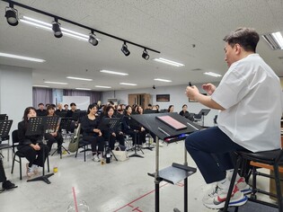 20∼60대 뮤지컬 배우 100명이 한 무대에…"뿌리 찾은 느낌"