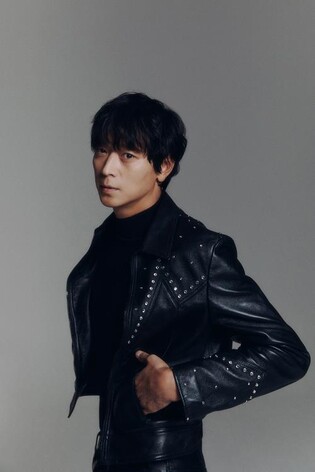 Actors Gang Dong-won, Teo Yoo invited to become Academy members
