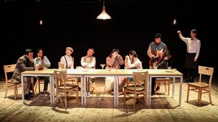 90분간 펼쳐지는 가족사 90년…연극 '더 빅 밀' 30일까지 상연