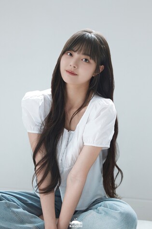 [게시판] 신인배우 홍예지, 소아암 환자들 위해 1천만원 기부