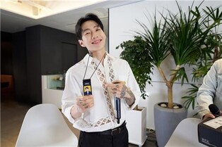 Jay Park Visits Kakao Entertainment Town Hall with Collaboration Plans