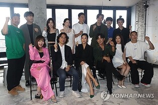 Artist-Entertainers Gathers to Change Prejudice Against 'Entertainers Who Do Art'