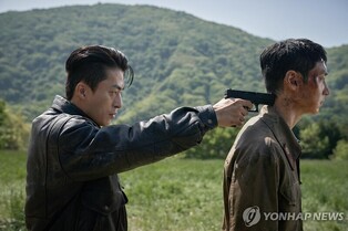 이제훈·구교환 '탈주', '인사이드 아웃 2' 제치고 1위