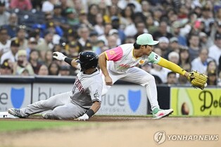 김하성, 두 경기 내리 침묵…팀은 끝내기 홈런으로 역전승