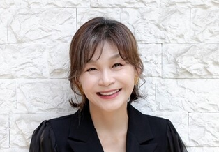 [Scene-Stealer] Actress Gil Hae-yeon: 'Experiencing Various Outings Through Acting is Blessing'