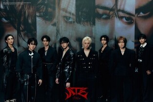 All Members of Stray Kids Renew Contracts with JYP Entertainment