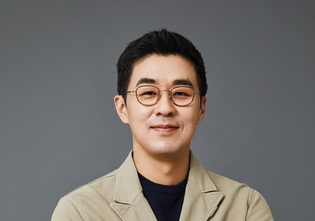 HYBE CEO Park Ji-won Resigns Amid Internal Conflicts