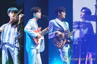 루시 신광일, 9월 육군 군악대로 현역 입대