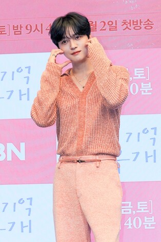 '나쁜 기억 지우개' 김재중 "7년만에 TV 나와…용기 주는 작품"