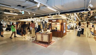 신세계百, 2030 겨냥해 타임스퀘어점 패션스트리트 새단장