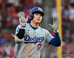 MLB 역대 6번째 40홈런·40도루 눈앞…오타니, 38홈런·37도루