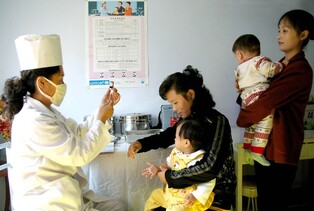 N. Korean children not vaccinated against polio for 3rd straight year in 2023: WHO