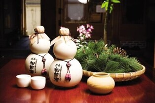 Shin Jong-geun's 'K-Liqueur' Story: Hanju and Songjeolju, Treasured Spirits of Seoul