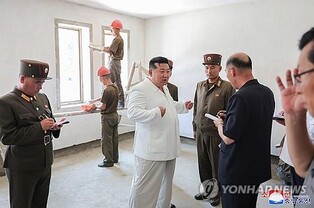 N. Korean leader orders construction of more hospitals in regional development efforts