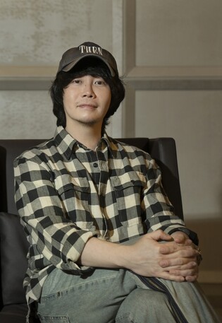 "푸바오·강철원 사육사 중국서 재회, 심장 터지는 줄 알았죠"