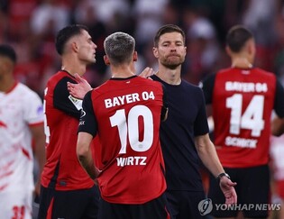 '챔피언' 레버쿠젠, 35경기 무패 마감…2골 먼저 넣고도 역전패