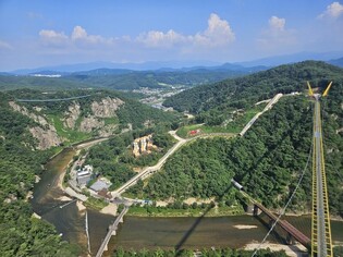 소금산 그랜드밸리에 에스컬레이터…천만 관광객 견인 명물 기대