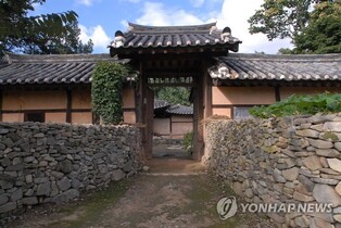 아산시, 외암마을서 전국 짚풀공예 경진대회…참가자 모집