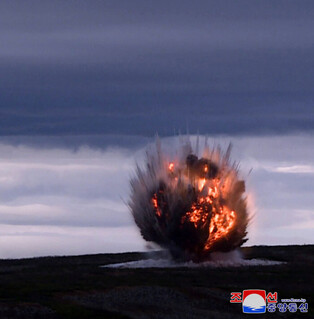 N. Korea test-fires new ballistic missile with 4.5-ton warhead