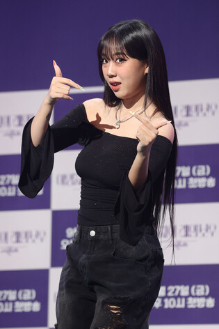 Photos from press conference of 'The Seasons-Lee Young-ji's Rainbow'